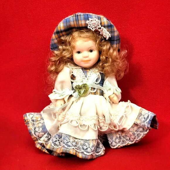 Vintage Miniature Bisque Porcelain Doll Jointed - Picture 1 of 11